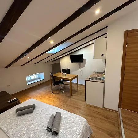 Apartment In The Heart Of