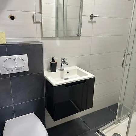 In The Heart Of 아파트 *