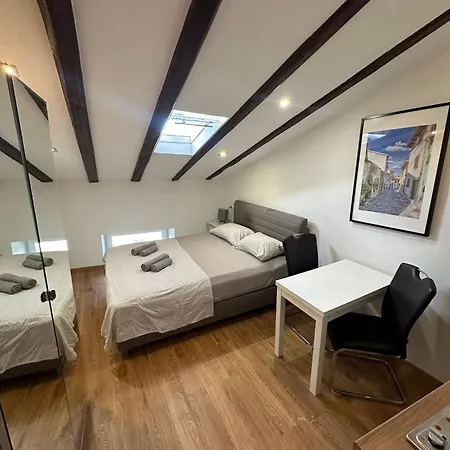 Apartment In The Heart Of